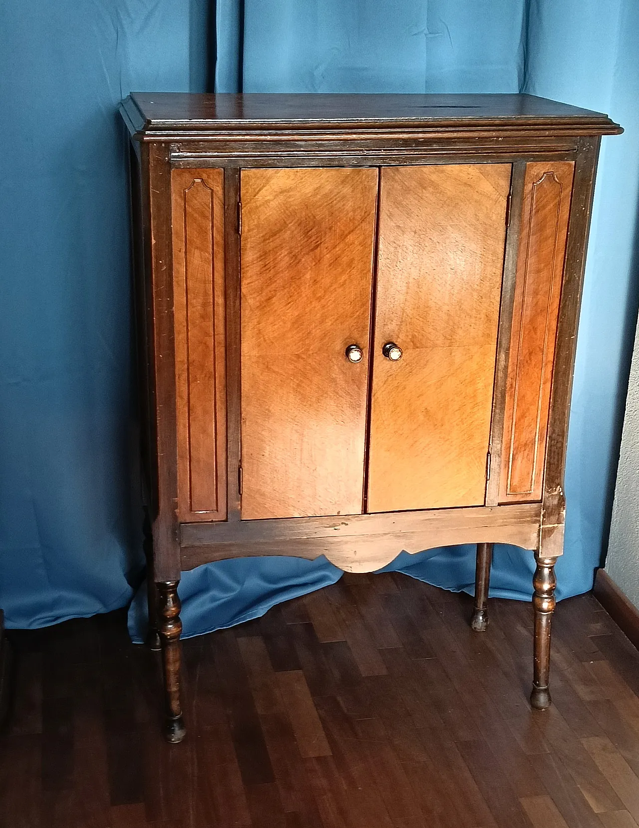 Wood sideboard, 1920s 1