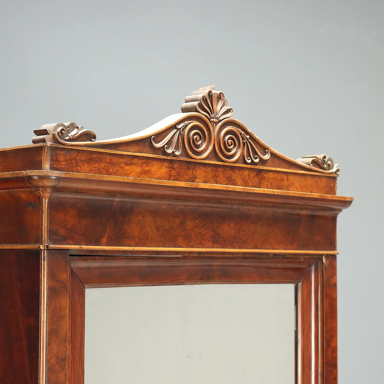 Louis Philippe wardrobe in walnut and walnut burl, 19th century 4