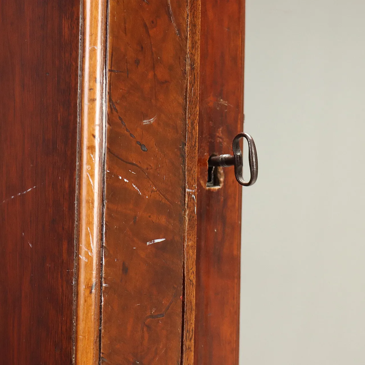 Louis Philippe wardrobe in walnut and walnut burl, 19th century 6