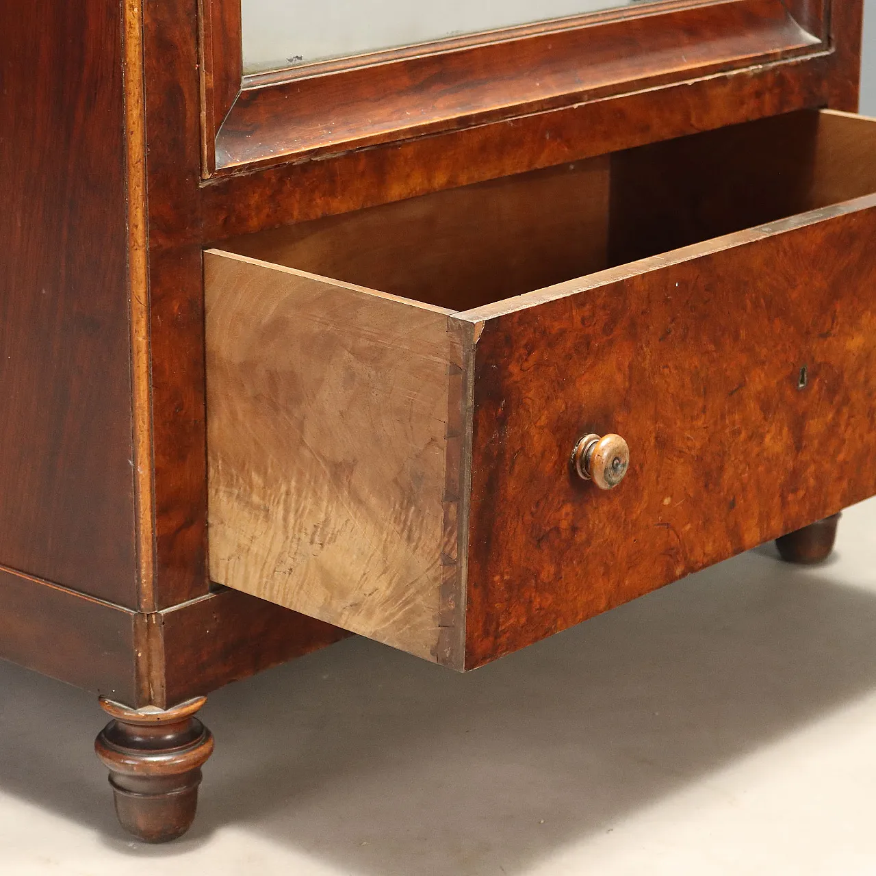 Louis Philippe wardrobe in walnut and walnut burl, 19th century 7