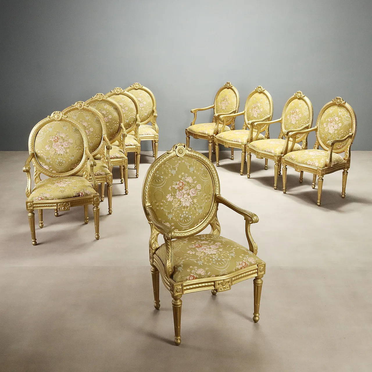 10 Neoclassical armchairs in gilded wood, 19th century 1
