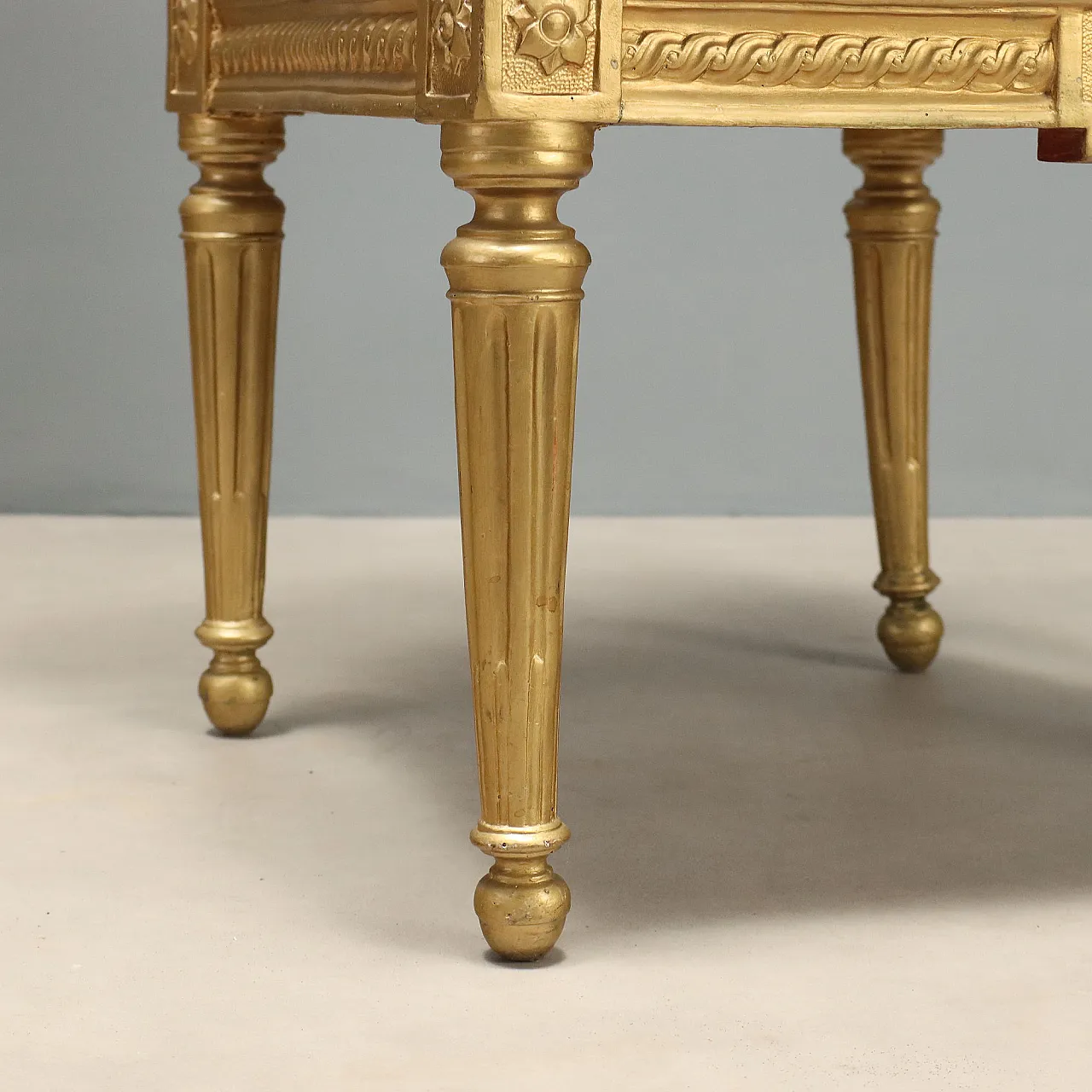 10 Neoclassical armchairs in gilded wood, 19th century 7