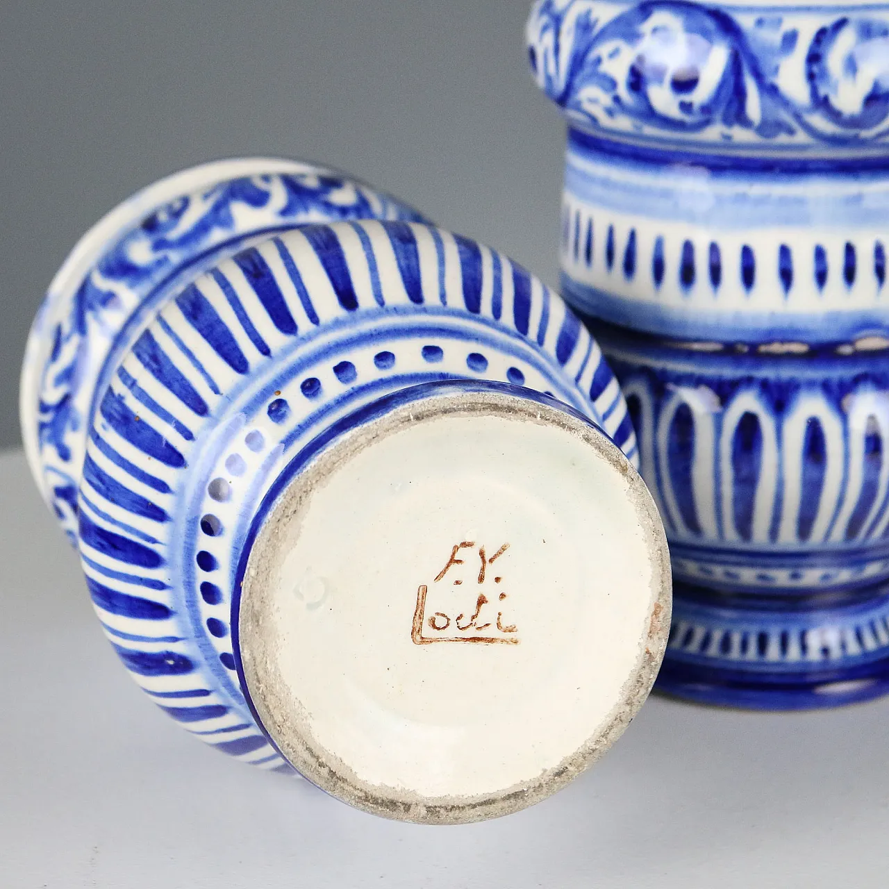 Coppia Albarelli in Maiolica di Lodi, '900 6