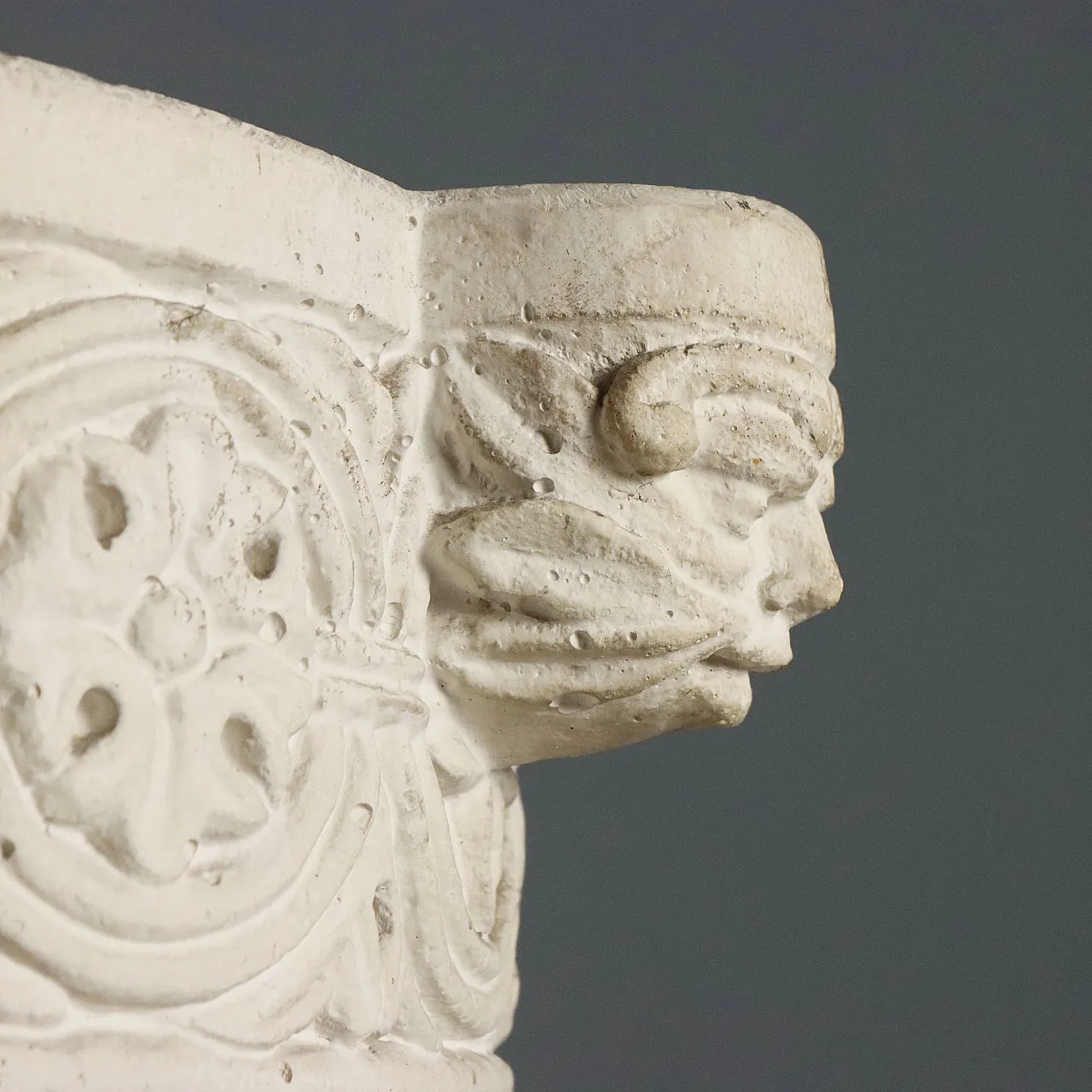 Stone column with decorated vase, 20th century 8