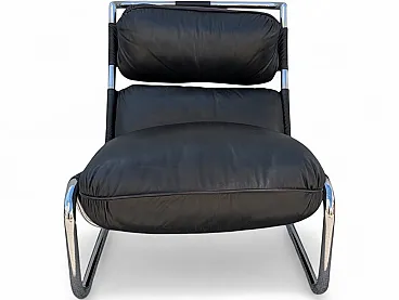 Living room chair in black leather and tubular steel, 1970s