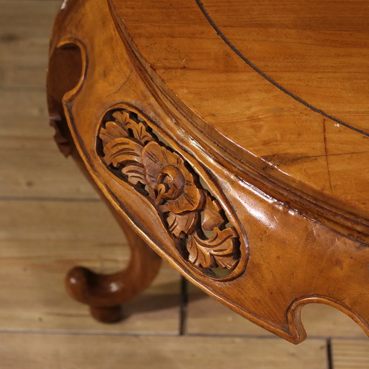 Chinese coffee table, mid-20th century 4
