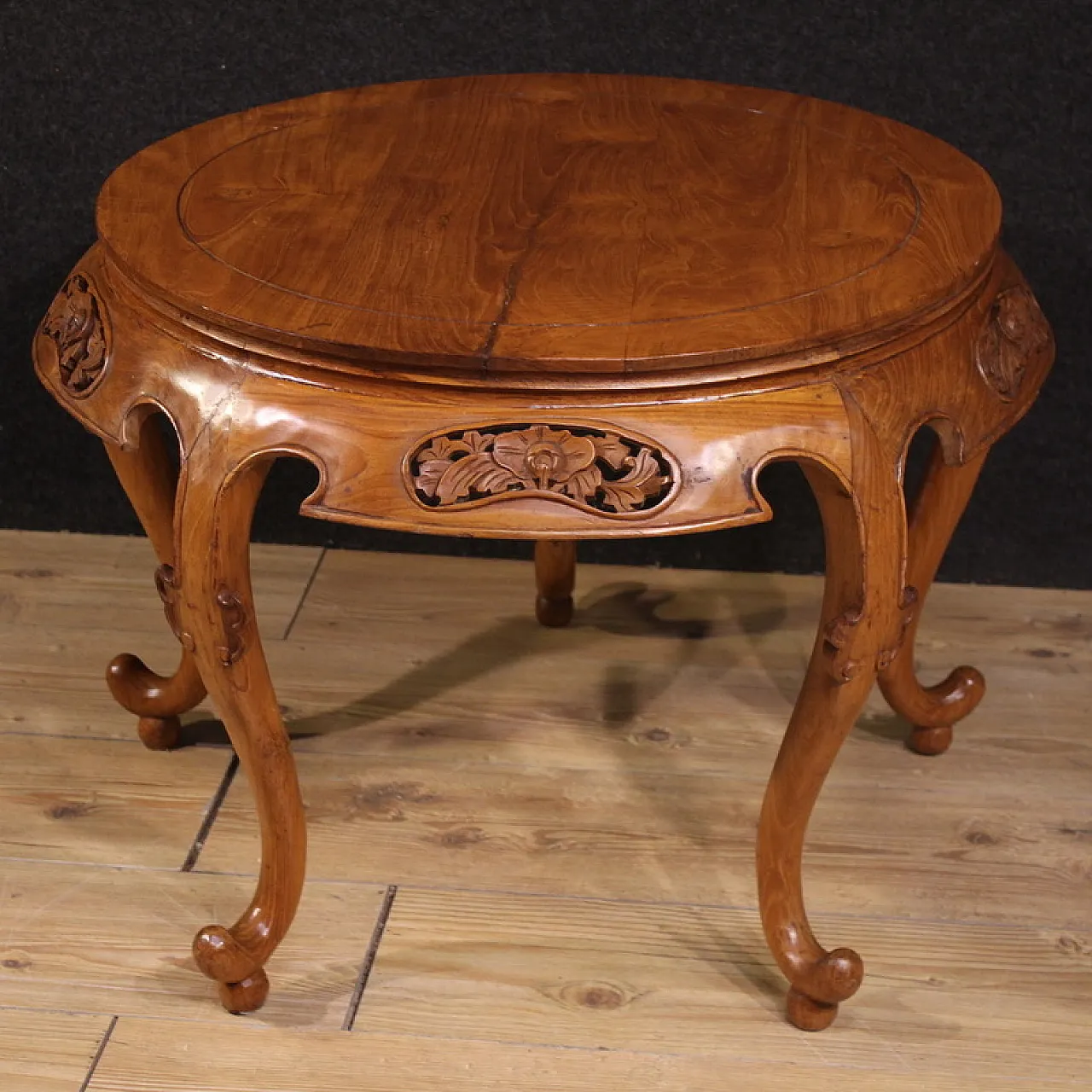 Chinese coffee table, mid-20th century 6