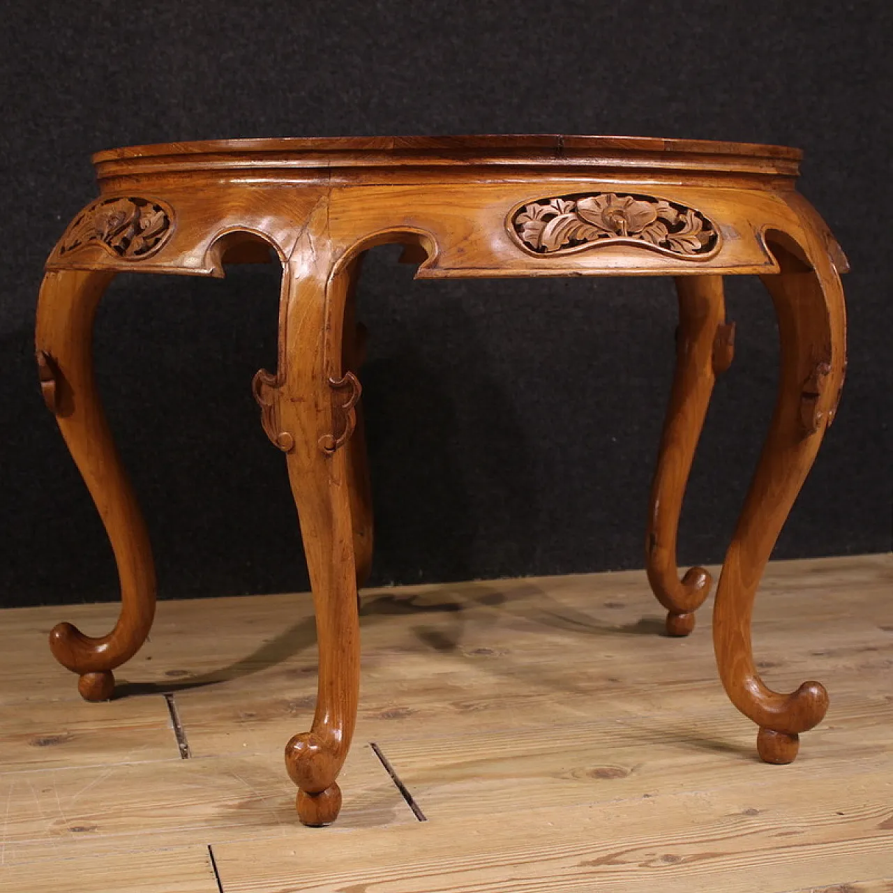 Chinese coffee table, mid-20th century 8