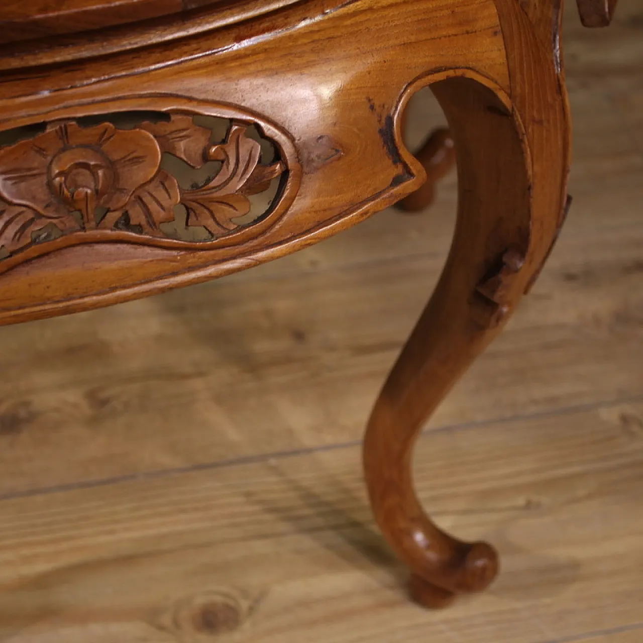 Chinese coffee table, mid-20th century 10