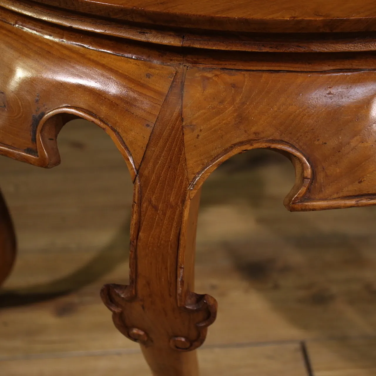Chinese coffee table, mid-20th century 11