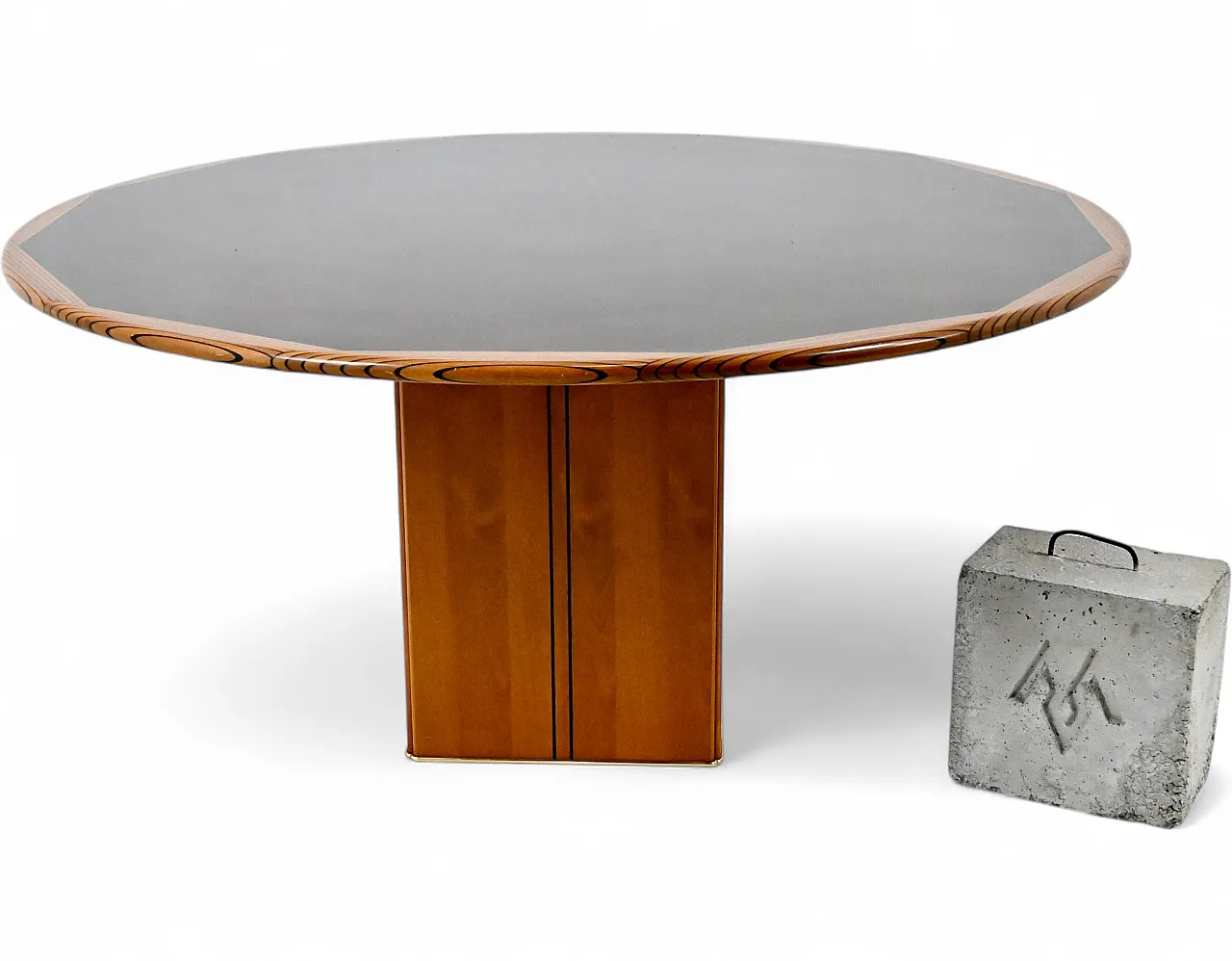 Round Africa Table by Afra & Tobia Scarpa for Maxalto, 1975 11