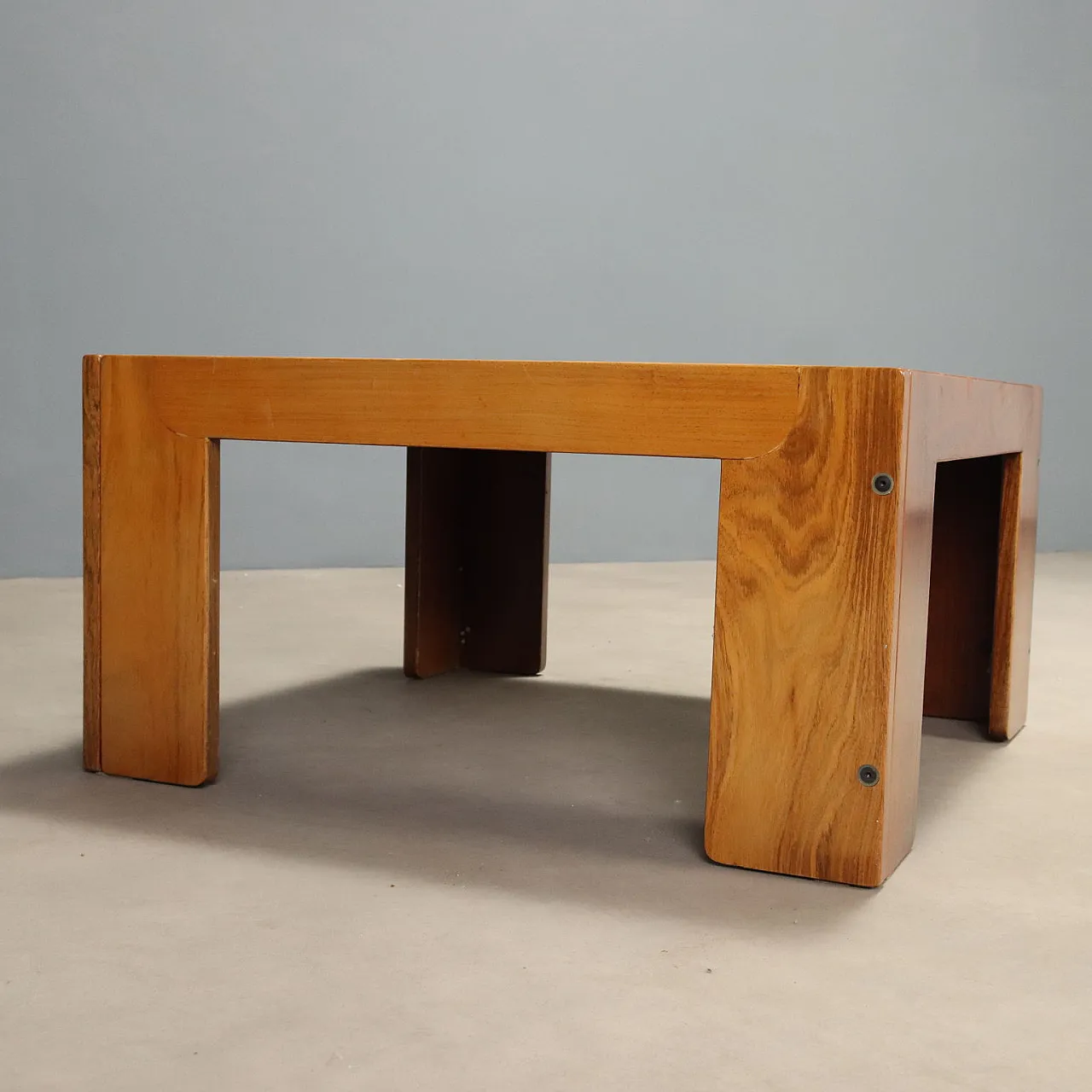 Coffee table by Afra and Tobia Scarpa for Cassina, late 20th century 7