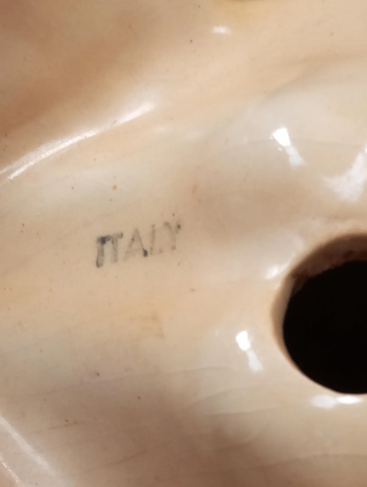 Coppia di sculture di carlini in ceramica dipinta, anni '50 15