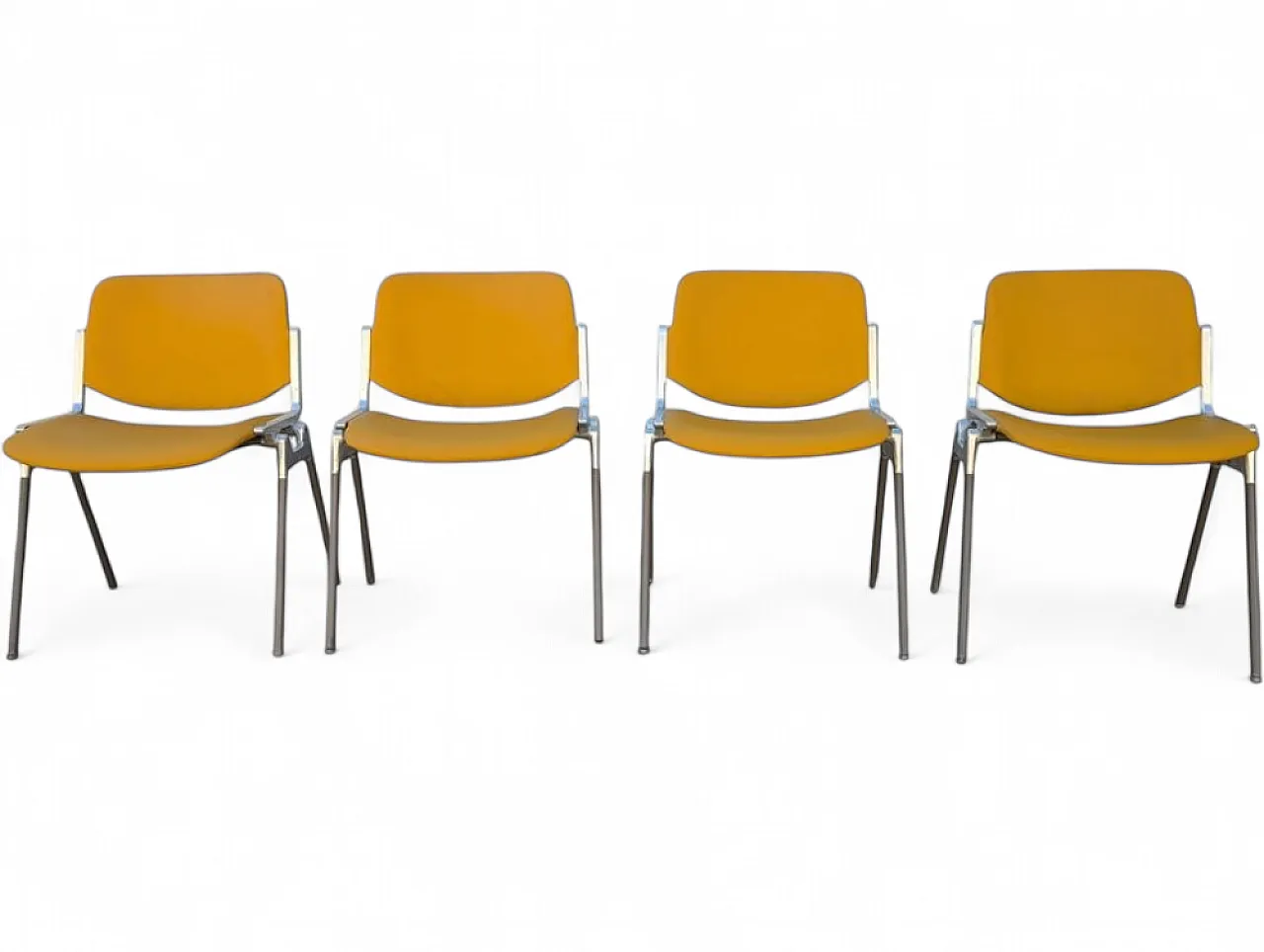 4 Stackable chairs from Castelli / Anonima Castelli, 1970s 9