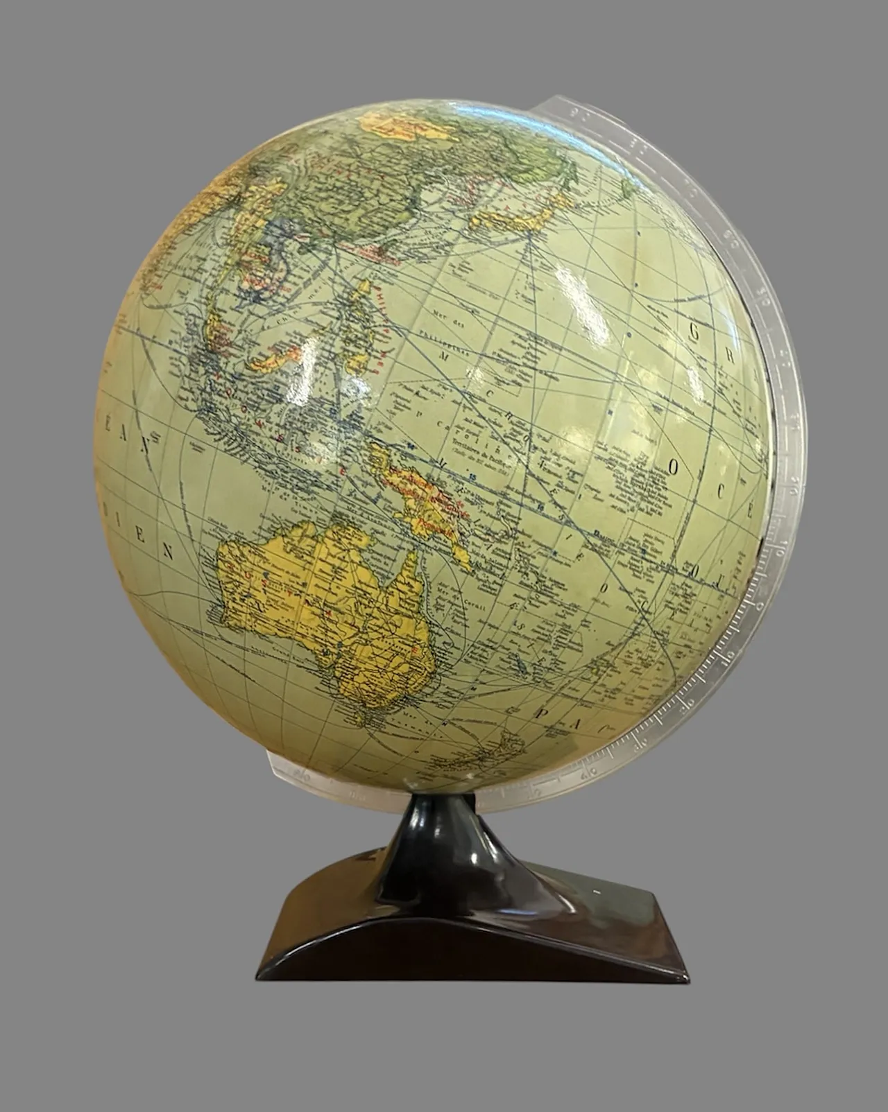 Jro-Verlag Munich Globus Globe with Bakelite Base, 1950s 1