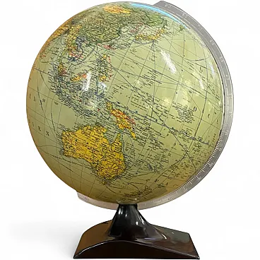 Jro-Verlag Munich Globus Globe with Bakelite Base, 1950s