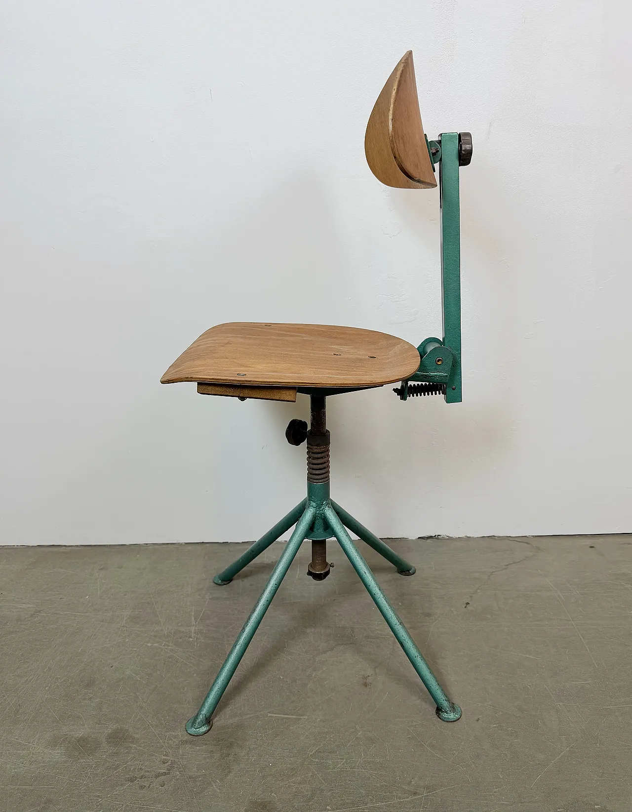 Dark Green Industrial Workshop Chair, 1950s 20
