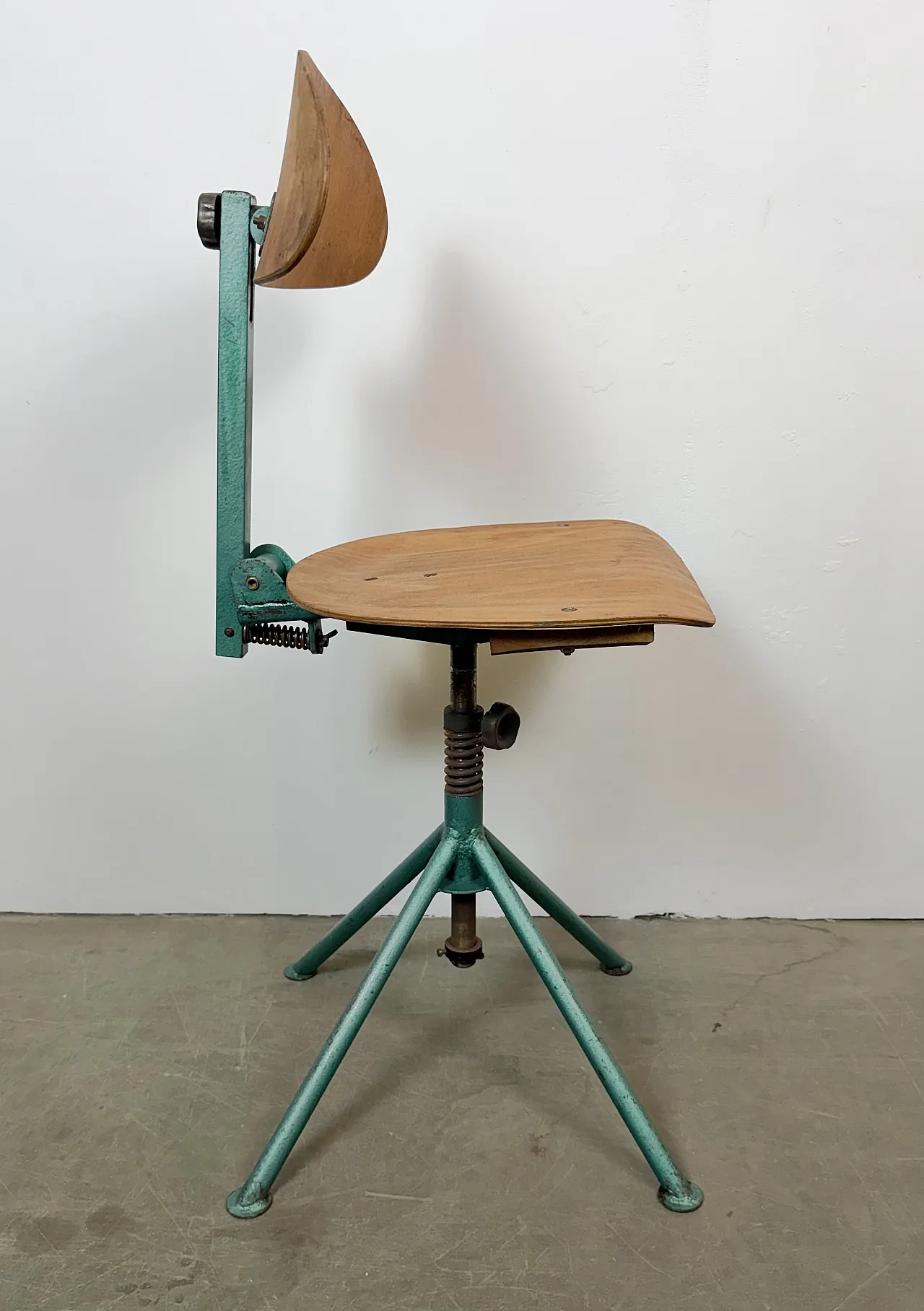 Dark Green Industrial Workshop Chair, 1950s 26