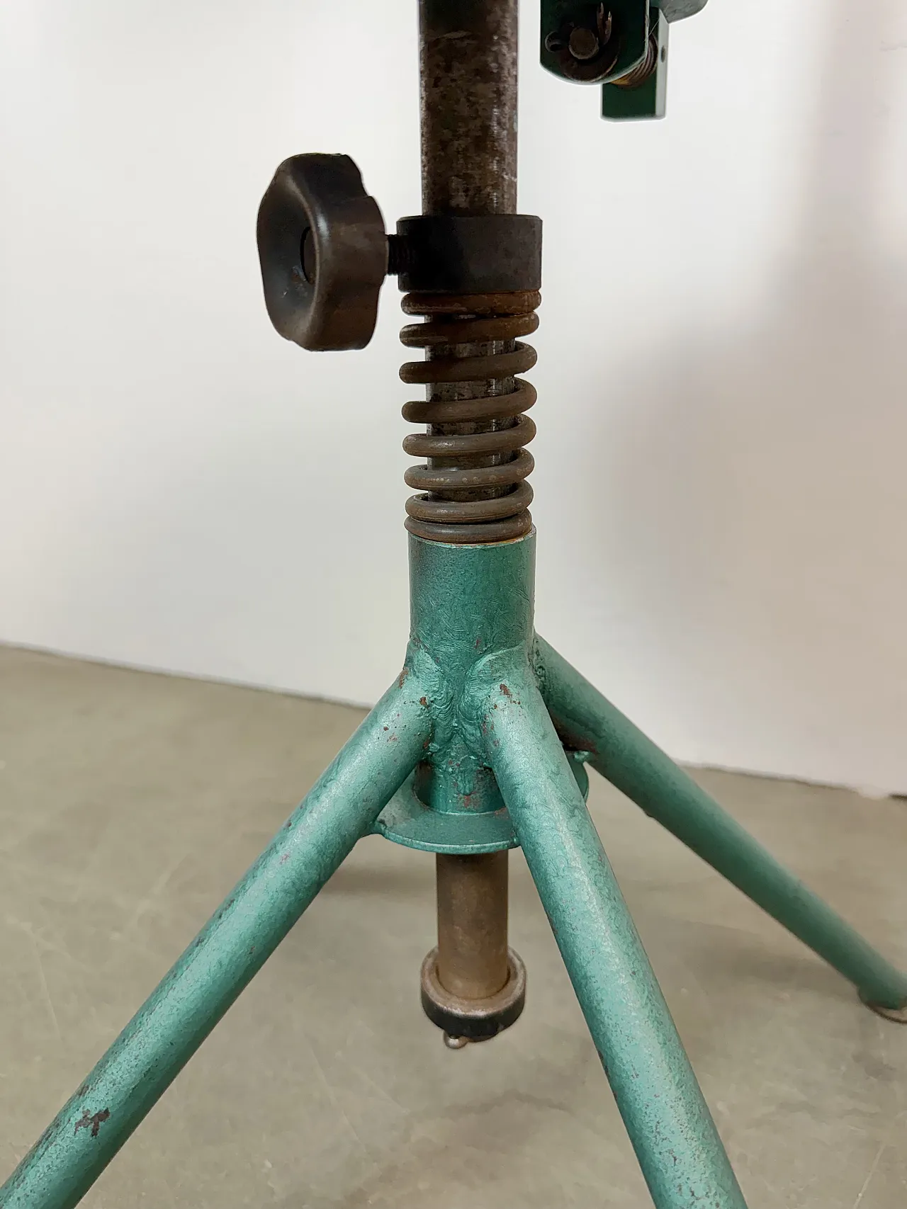 Dark Green Industrial Workshop Chair, 1950s 27