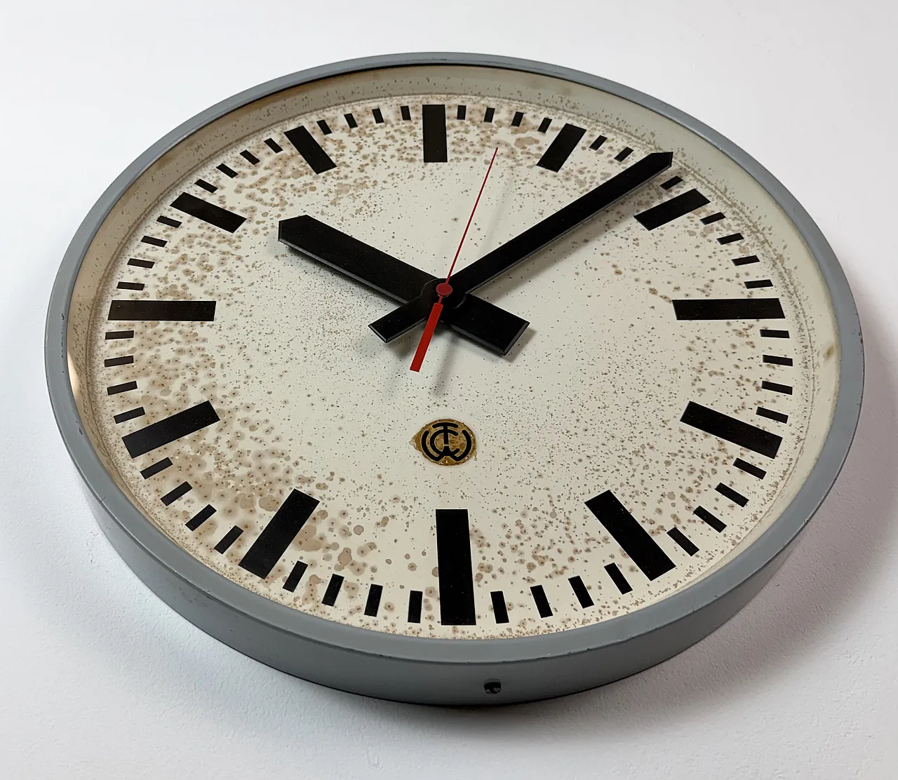 Large Grey Industrial Station Wall Clock from CTW , 1960 8