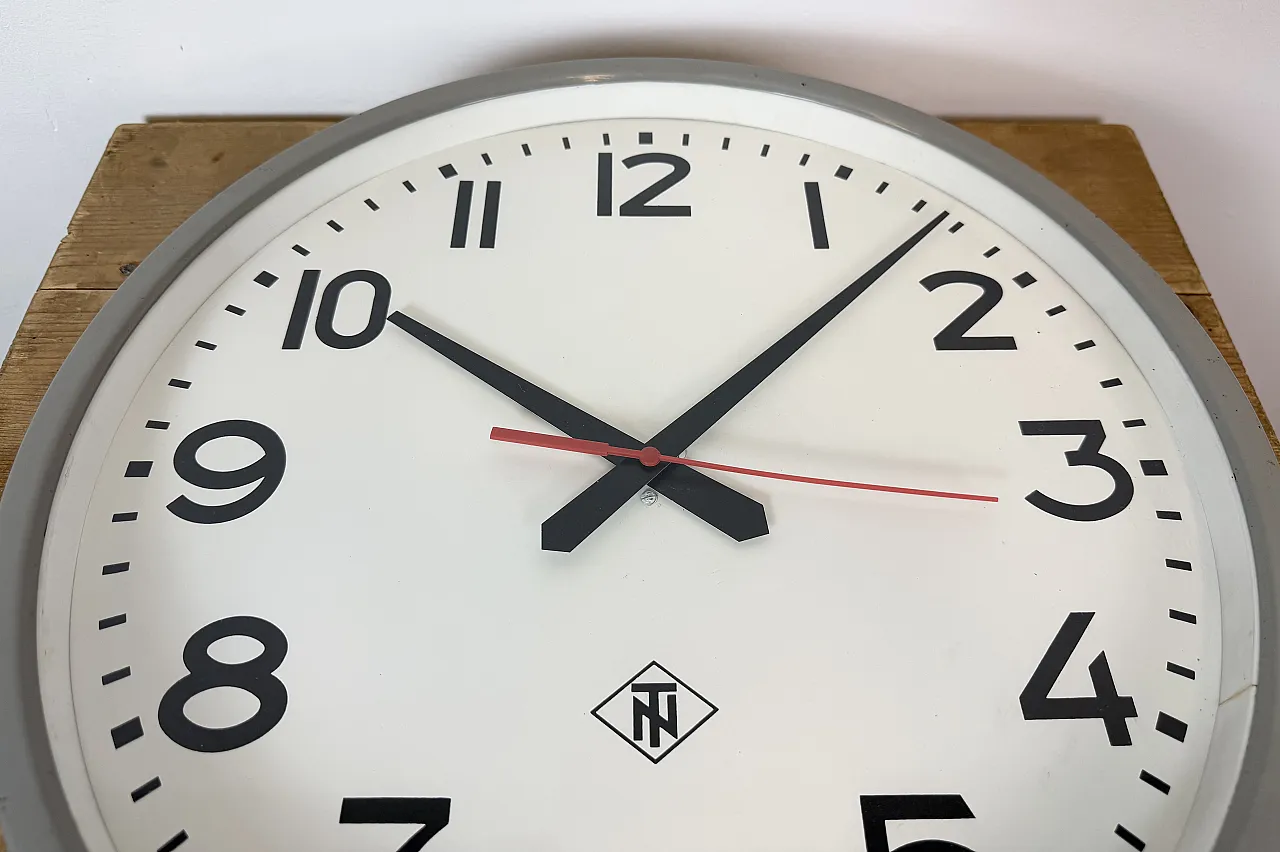 Large Grey Industrial Wall Clock from TN, 1960s 10