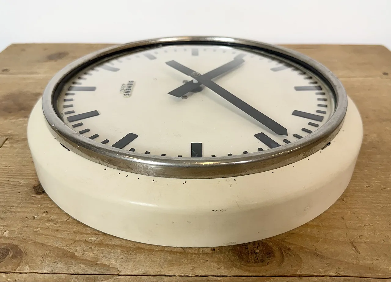 Beige Industrial Factory Wall Clock from Siemens Austria, 1960s 13
