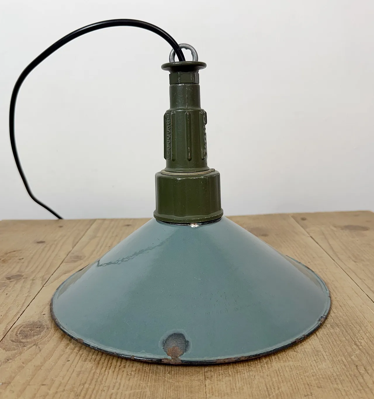 Industrial Petrol Enamel Military Pendant Lamp with Cast Aluminium Top 11