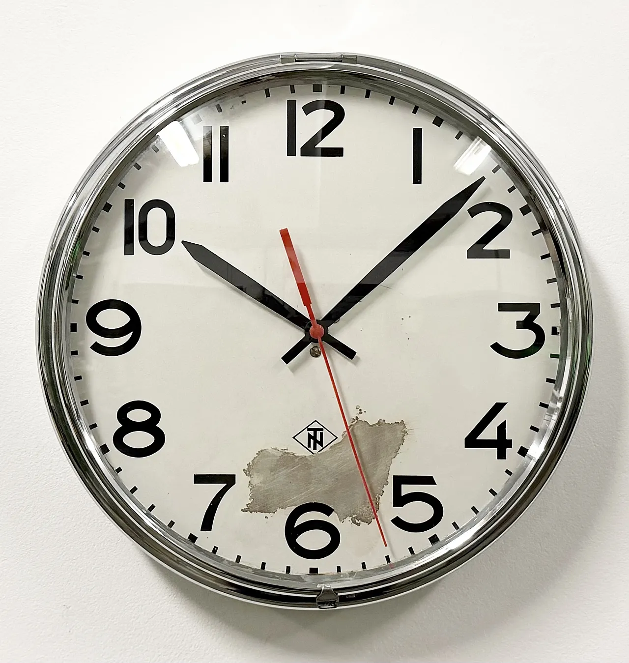 Silver Industrial Wall Clock from TN, 1960s 3