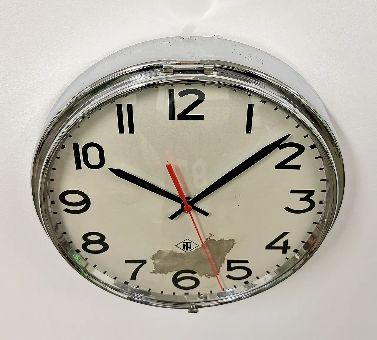 Silver Industrial Wall Clock from TN, 1960s 6