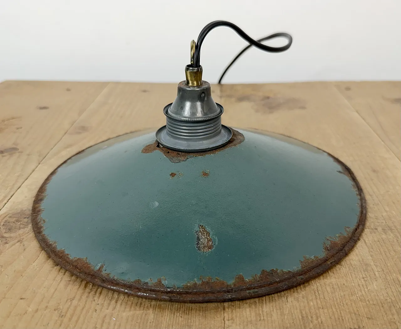 Industrial Green Enamel Light, 1950s 15