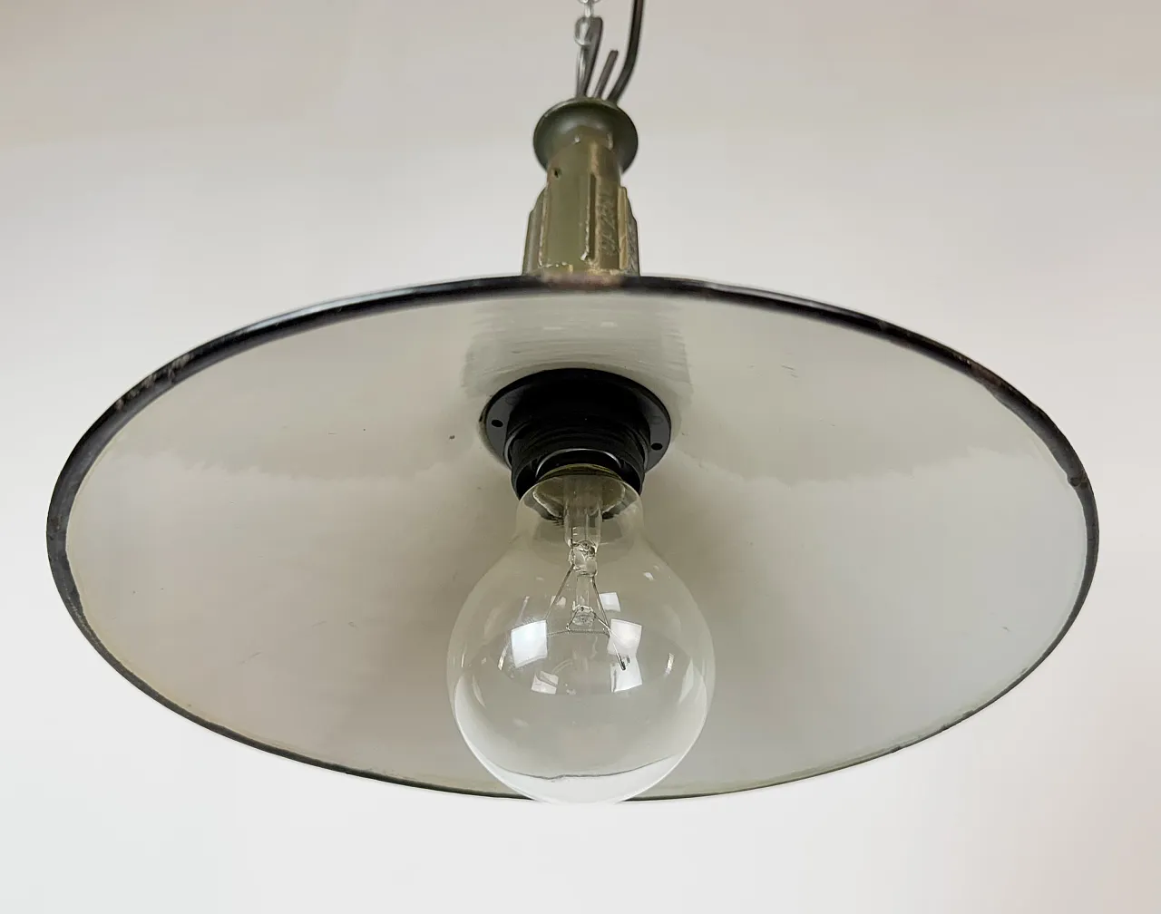 Industrial Green Enamel Military Pendant Lamp with Cast Aluminium Top, 6