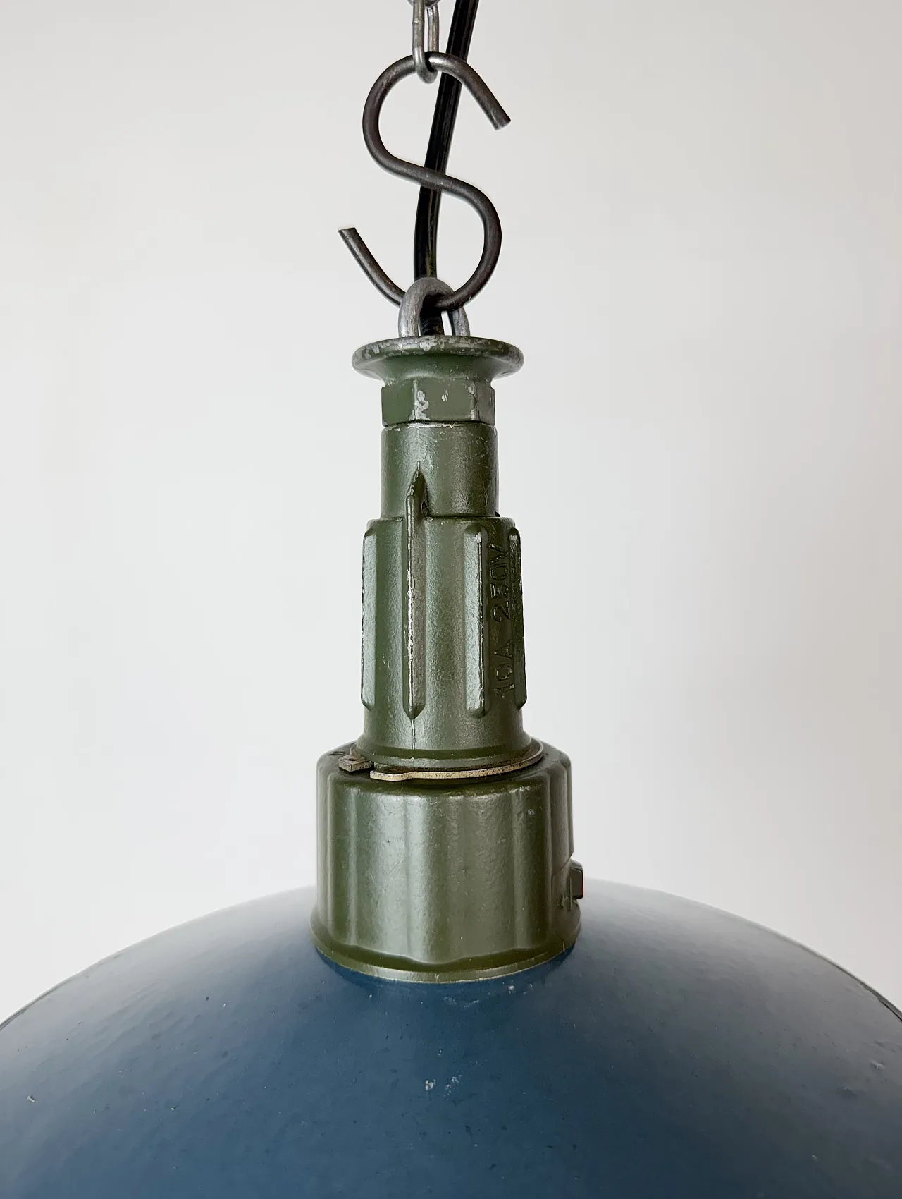 Industrial Blue Enamel Military Pendant Lamp with Cast Aluminium Top, 4