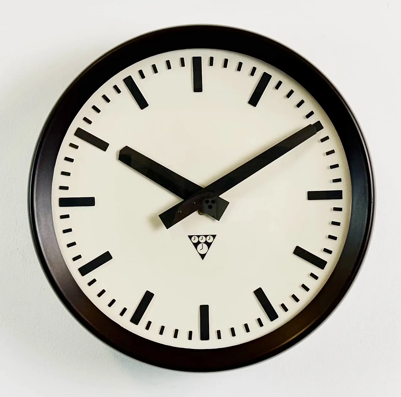 Industrial Bakelite Factory Wall Clock from Pragotron, 1960s 2