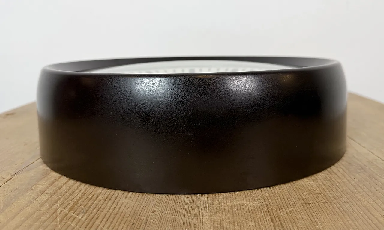 Industrial Bakelite Factory Wall Clock from Pragotron, 1960s 8