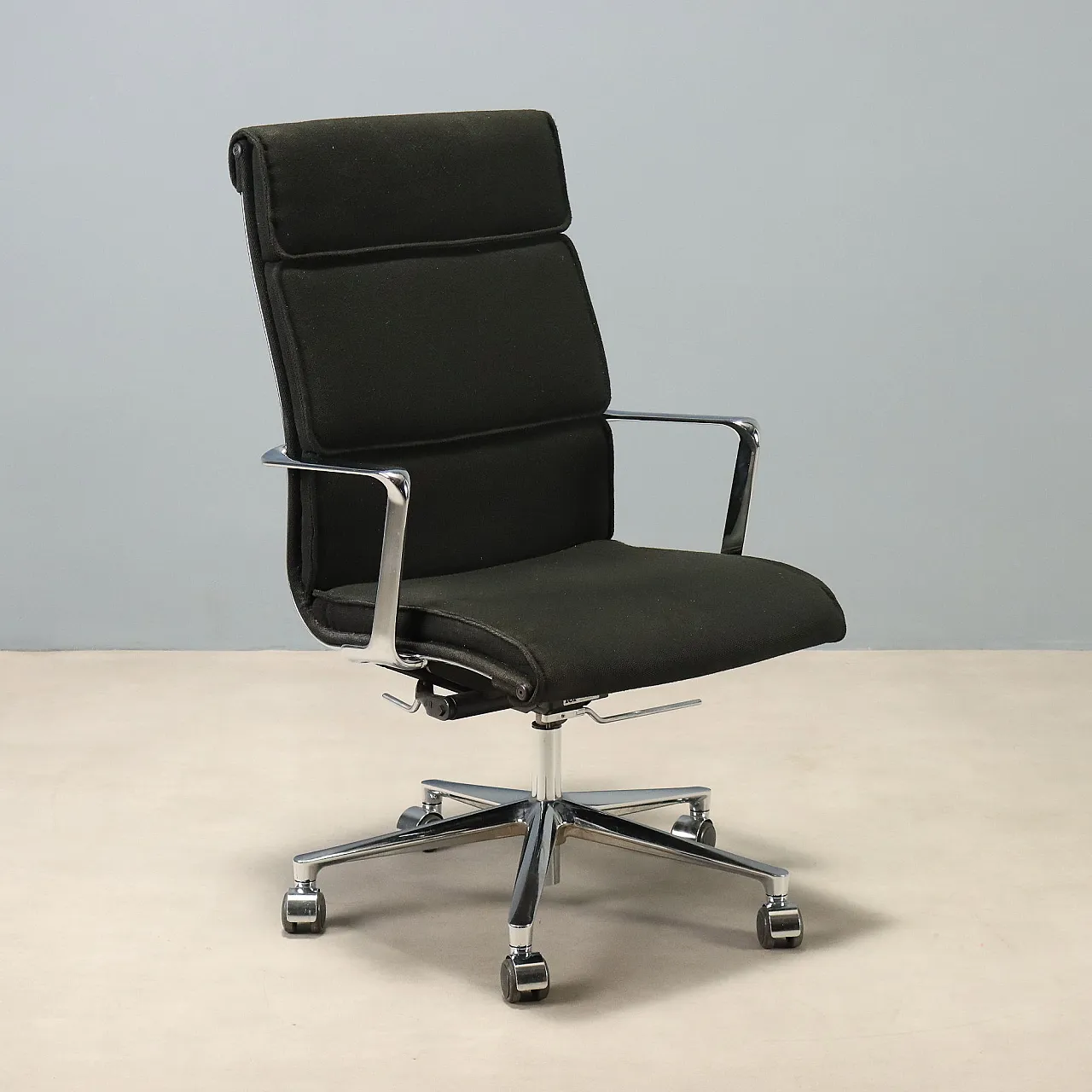 Sedia da ufficio di Charles e Ray Eames per ICF, anni '70 1