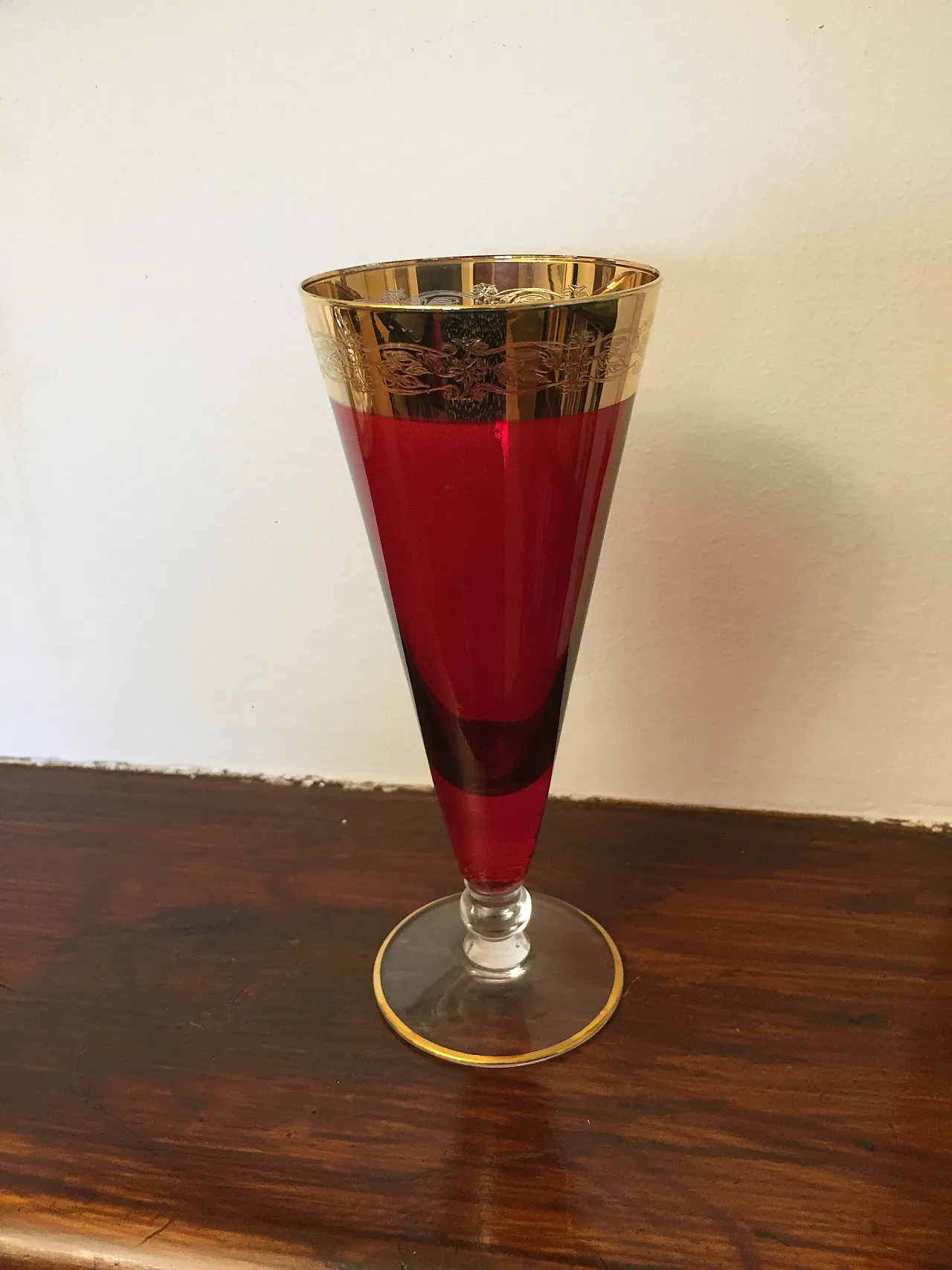 6 red and gold glass goblets, 1970s 1