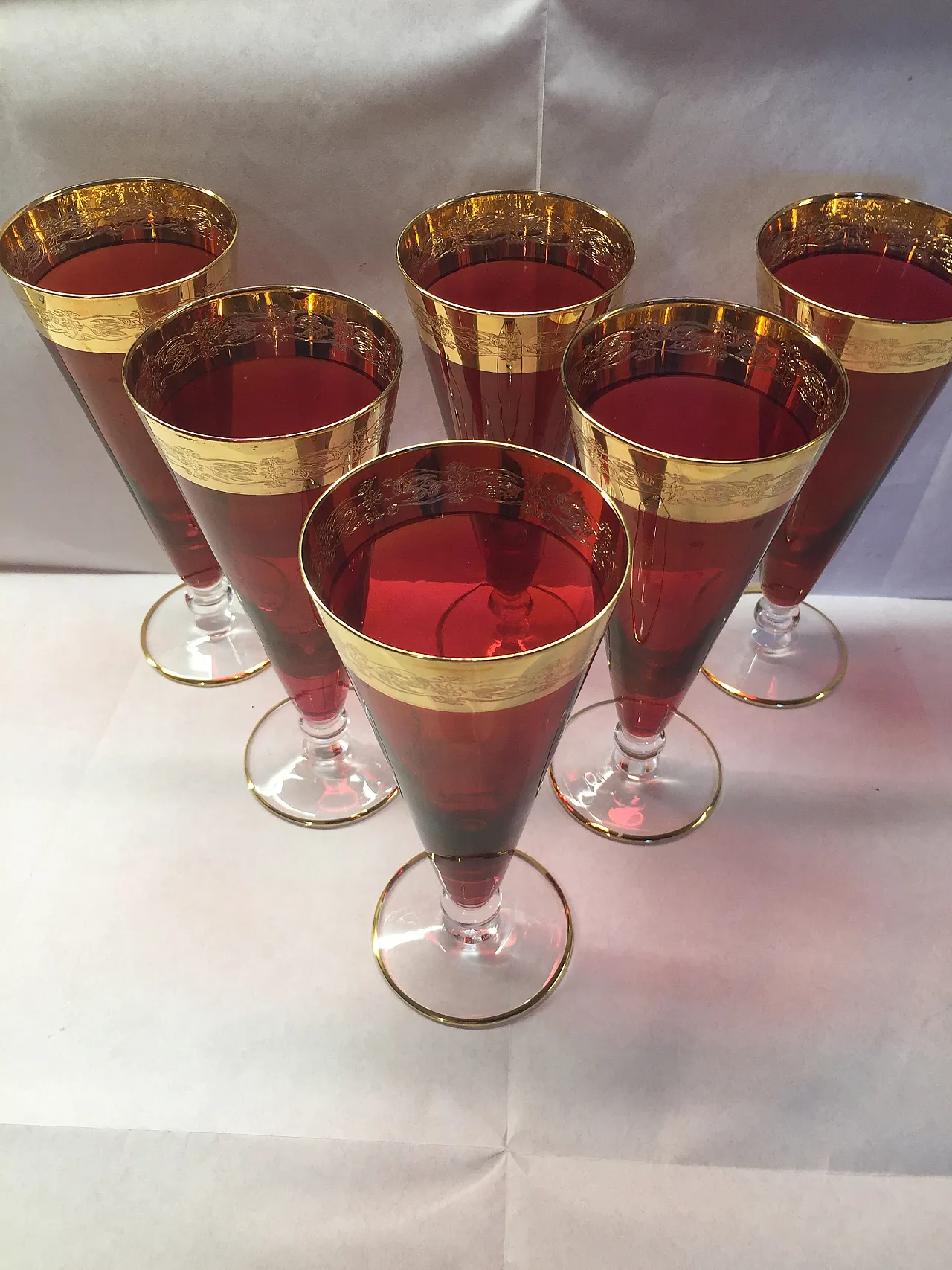 6 red and gold glass goblets, 1970s 5