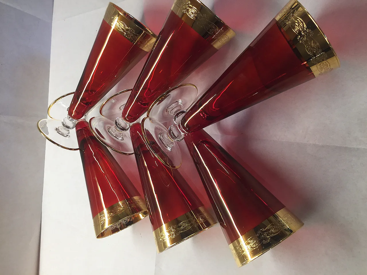 6 red and gold glass goblets, 1970s 9