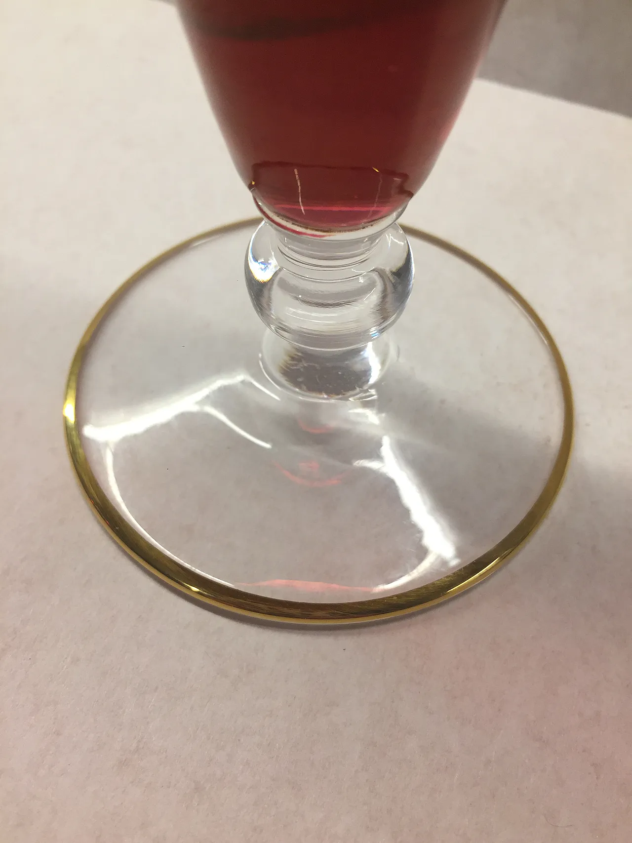 6 red and gold glass goblets, 1970s 13