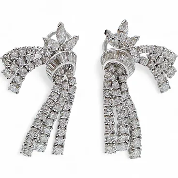 Orecchini in platino con diamanti da 11,68 carati, '900