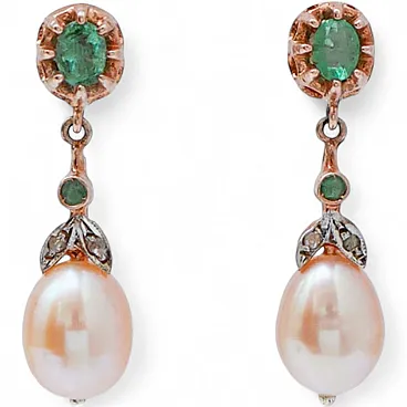Orecchini con perle, smeraldi, diamanti, oro rosa e argento, '900