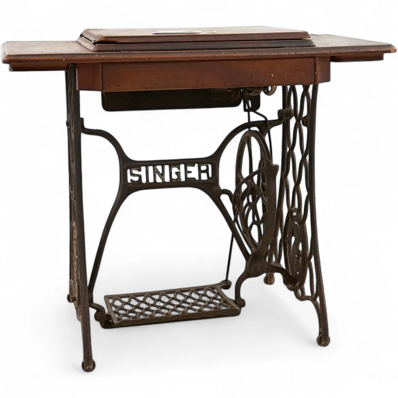 Wooden singer with collectible sphinx, 1950s 8