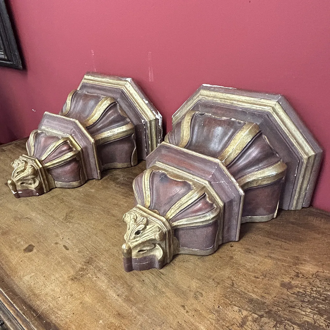 Pair of shelves lacquered in Gold and Purple, 19th century 5