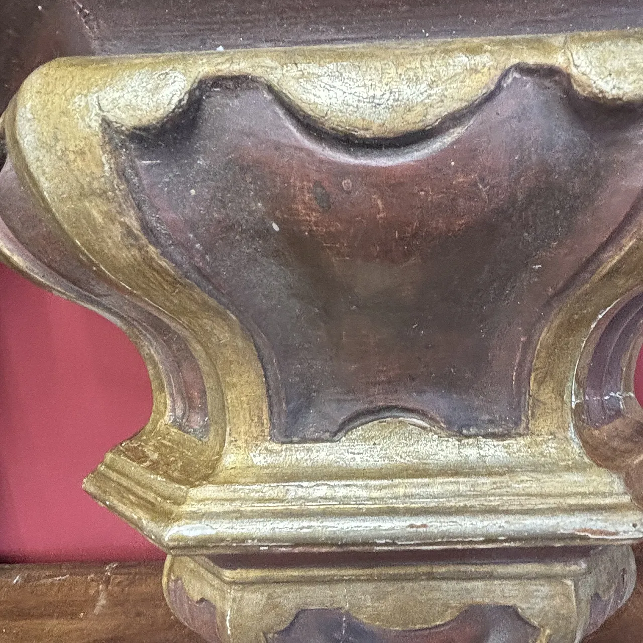 Pair of shelves lacquered in Gold and Purple, 19th century 13