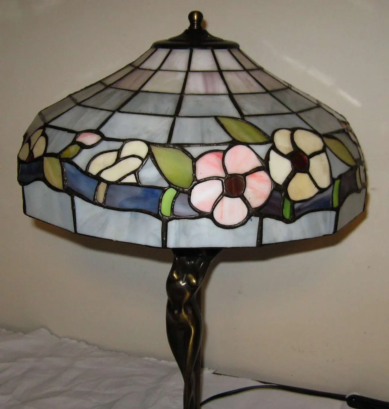 Glass table lamp with brass base, 1970s 3