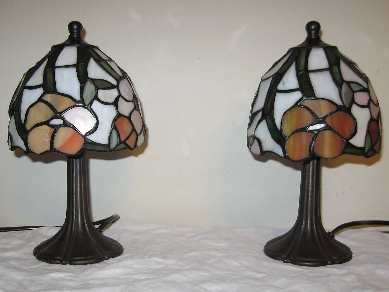 Pair of glass table lamps in Tiffany style, 1990s 3