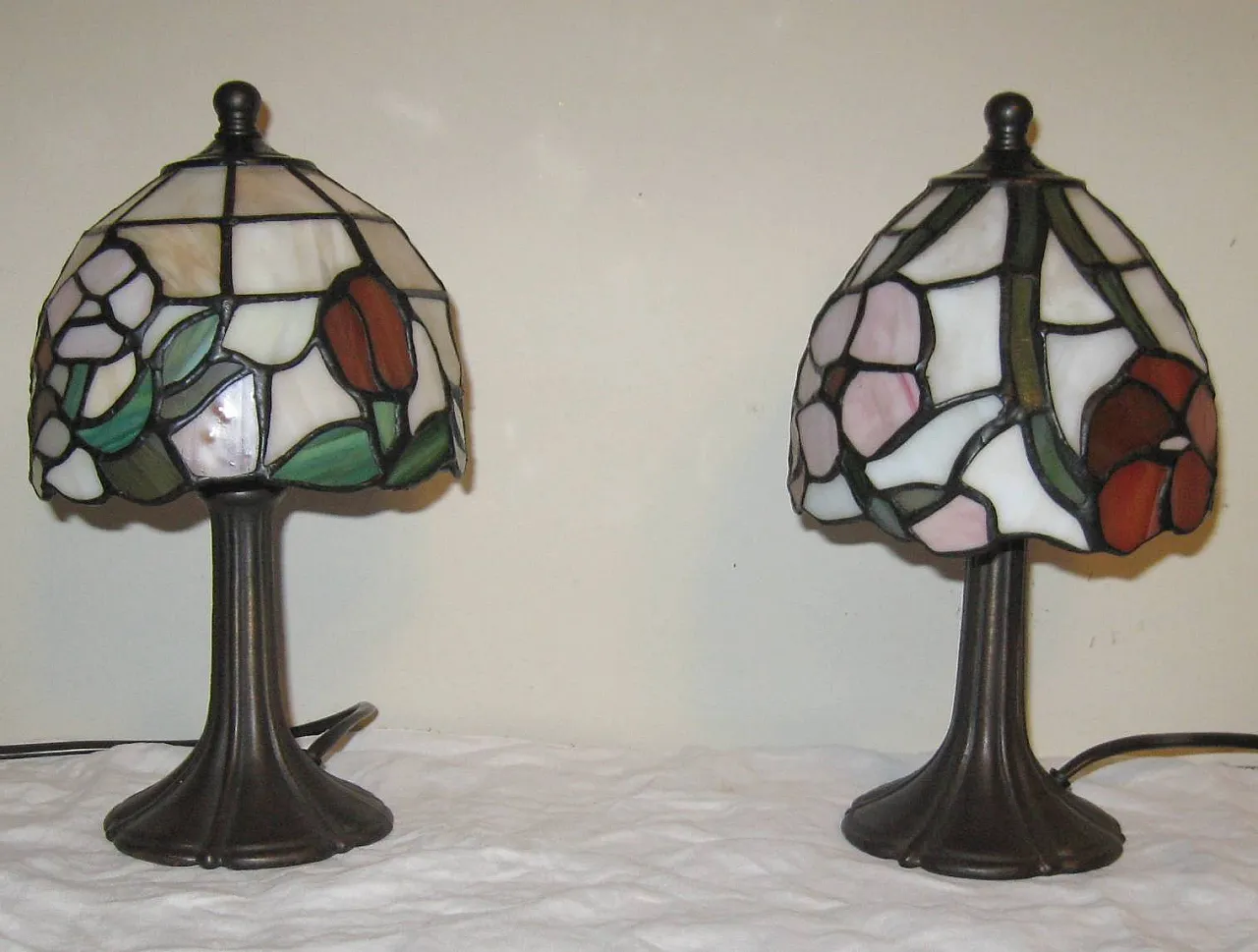 Pair of glass table lamps in Tiffany style, 1990s 4