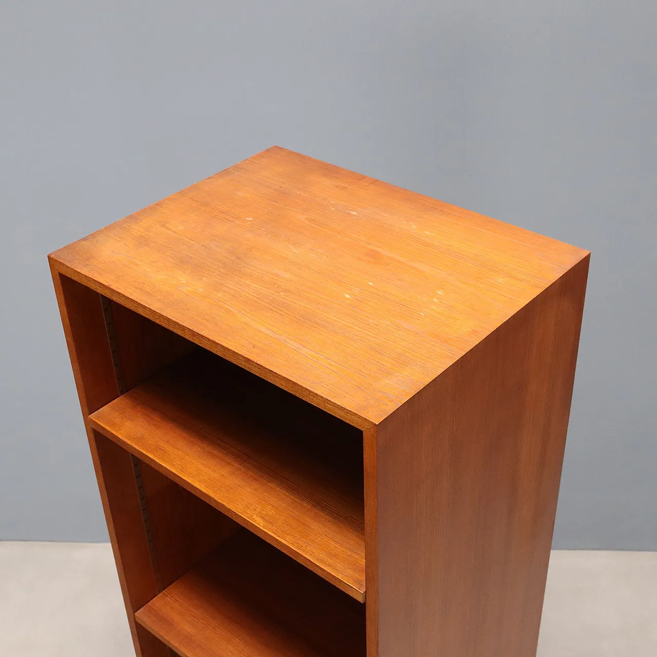 Swiss design bookcase, 1960s 9