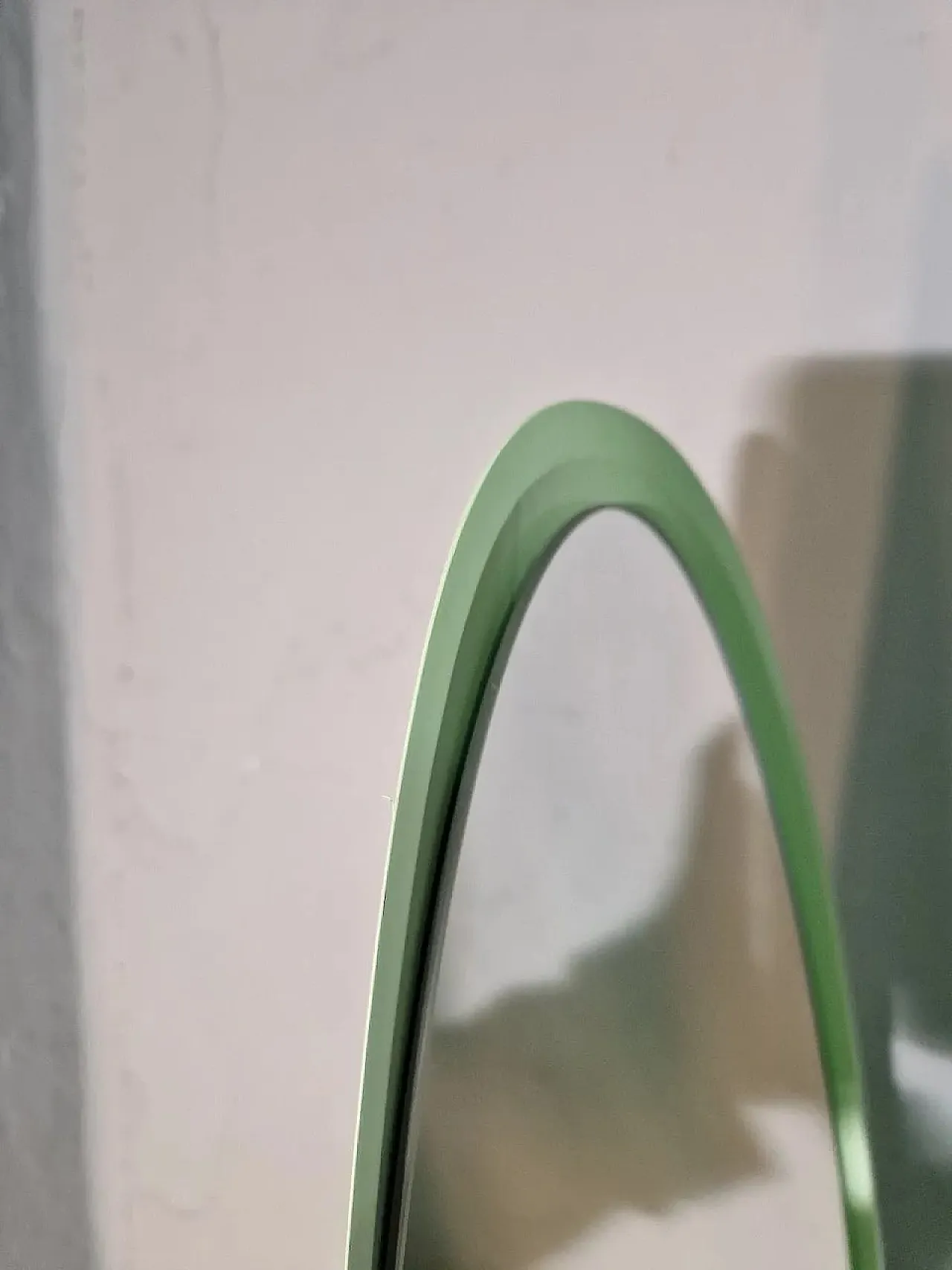 Specchio da terra modello Unghia Nail Lipstick verde chiaro, anni 2000 14