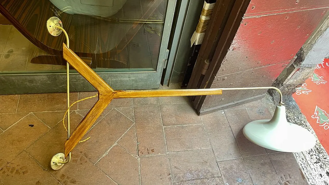 Lampada da parete in legno e ottone di Stilnovo 3